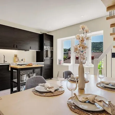 Dinbnb Appartments L Modern And Fully Equipped L 500 Meters From Torget דירה