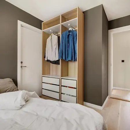 Dinbnb Appartments L Modern And Fully Equipped L 500 Meters From Torget Lägenhet