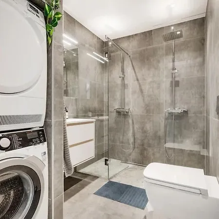 Lägenhet Dinbnb Appartments L Modern And Fully Equipped L 500 Meters From Torget